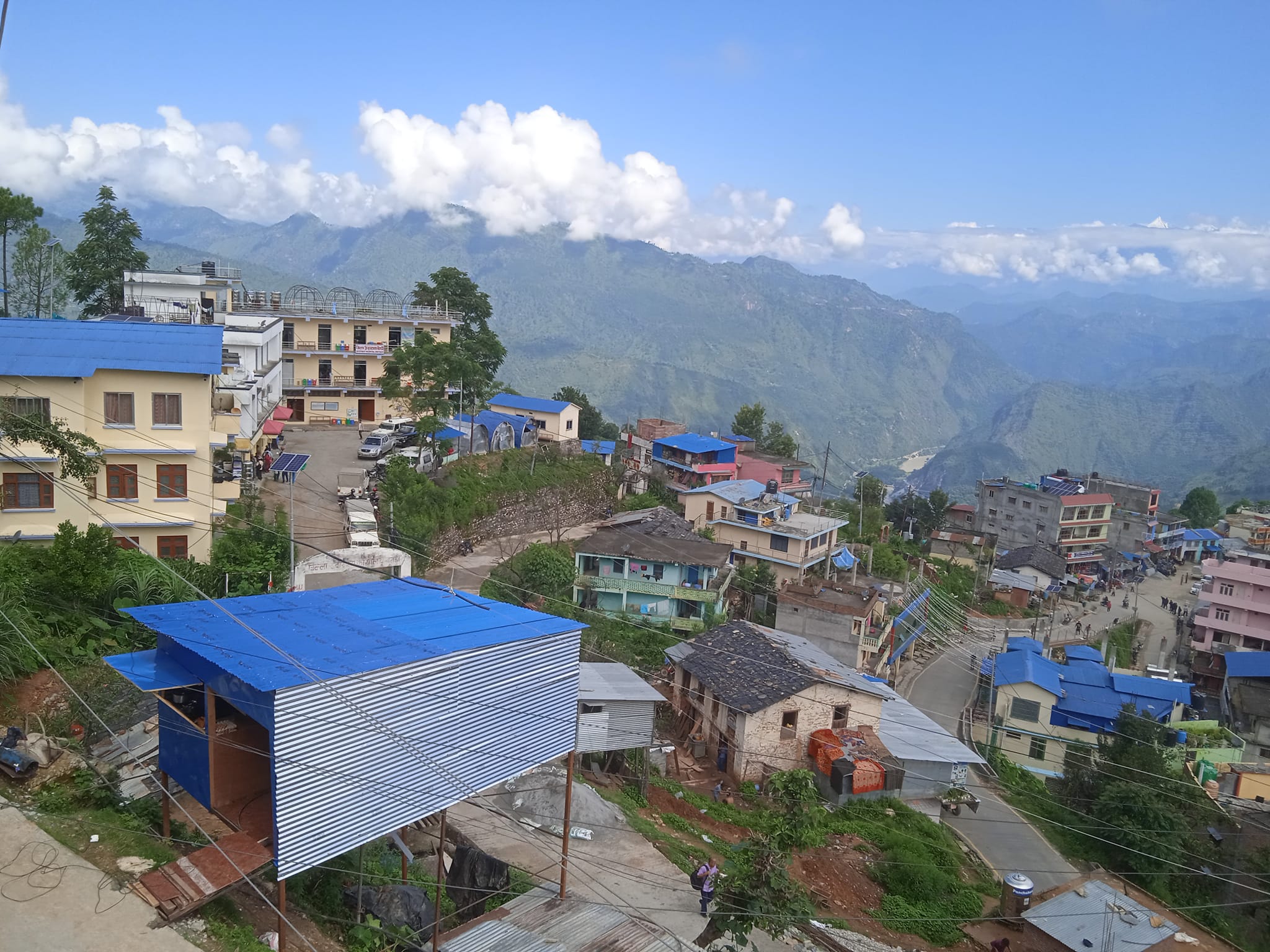 बैतडी सदरमुकाममा खानेपानीको हाहाकार, चार दिनमा एक छाक पानी वितरण गरिँदै 